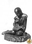 Скульптура «Пионерка»
