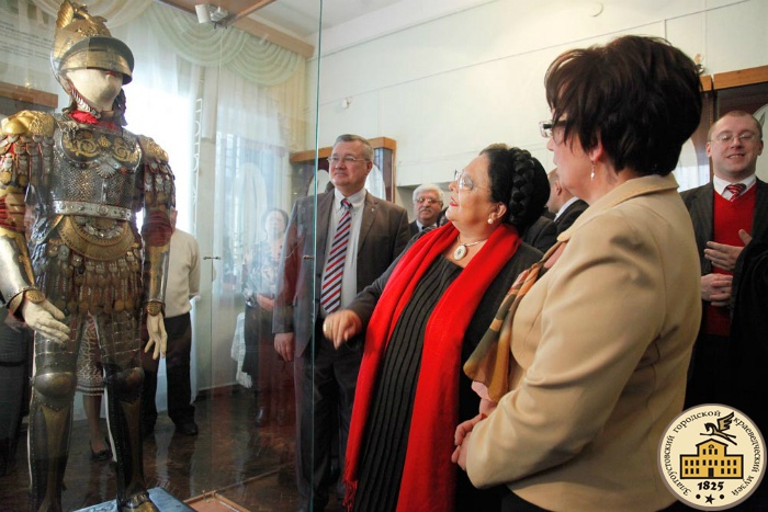 Великая княгиня Мария Владимировна, посетила Златоустовский краеведческий музей